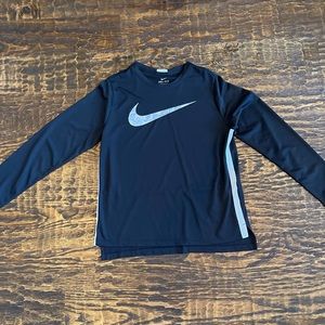 Youth Nike Dry Fit Long Sleeve Tshirt size Large